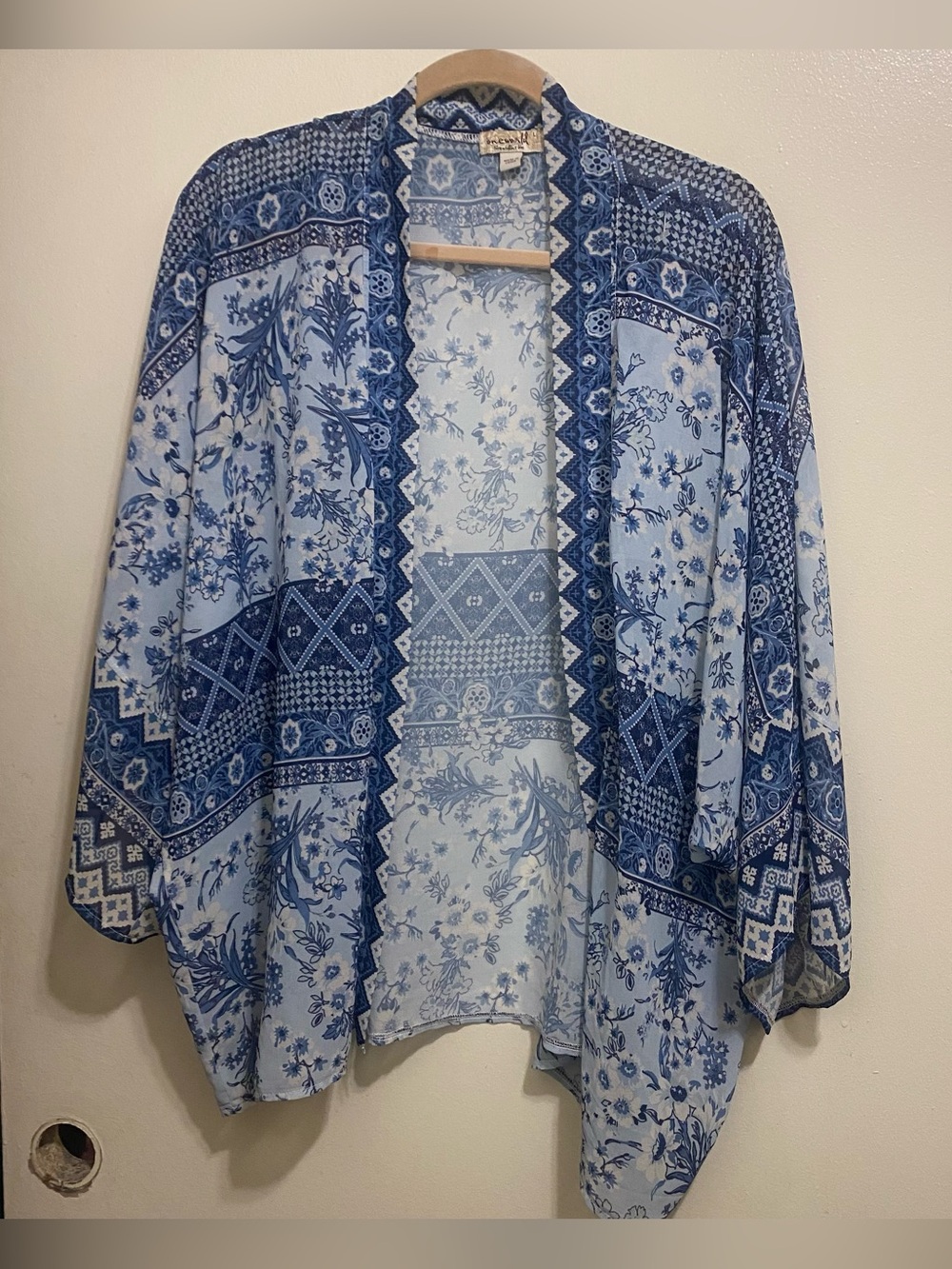 One World Womens L Large 50” Kimono Cardigan Cover Up Blue Boho Print Beach